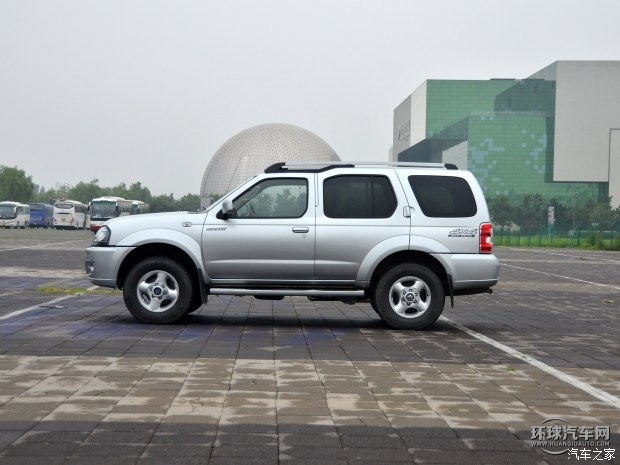 東風風度鄭州日產奧丁2013款 2.5T 手動四驅豪華版