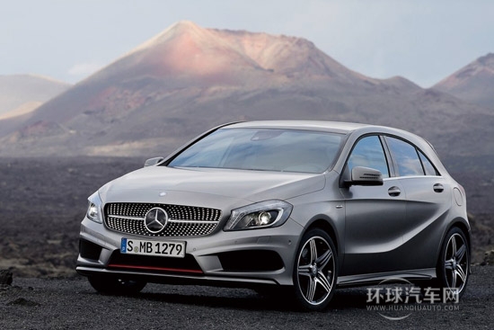 Mercedes-Benz-A-Class_2013_1600x1200_wallpaper_20