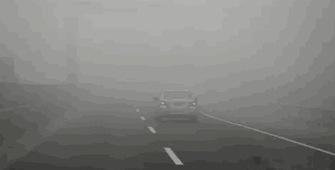 “霧”必注意 這些霧霾天的駕駛技巧不得不學006