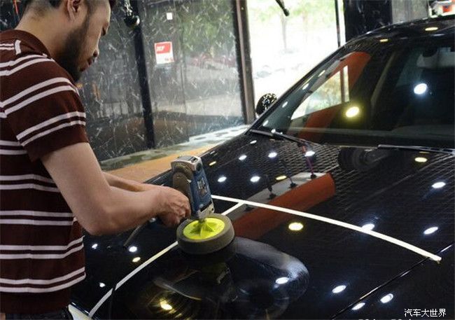 抗高溫防雨水是關鍵 車輛夏季養護指南