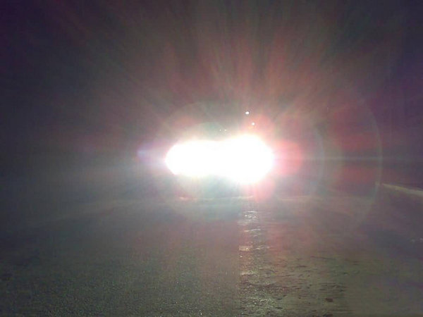 大燈亂開遠光燈易釀車禍 注意車燈的使用