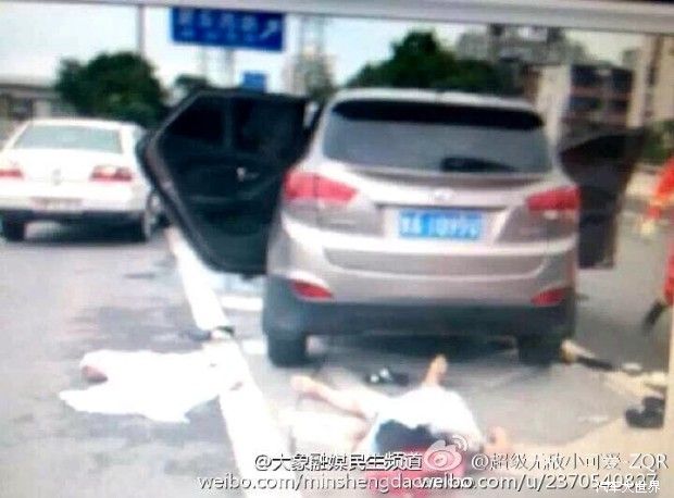 血的教訓 鄭州一SUV撞車致雙胞胎死亡