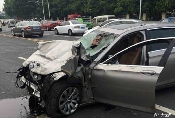 肇事者患急性精神障礙 南京寶馬撞車案後續