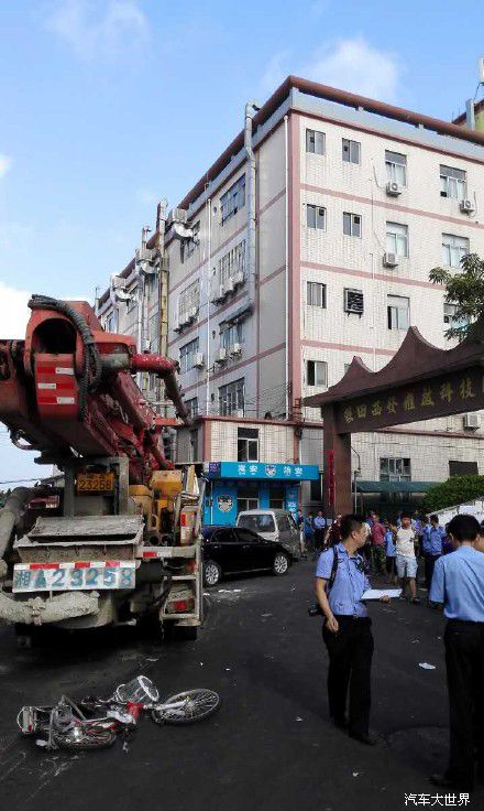 寶安一輛貨車失控導致3人受傷