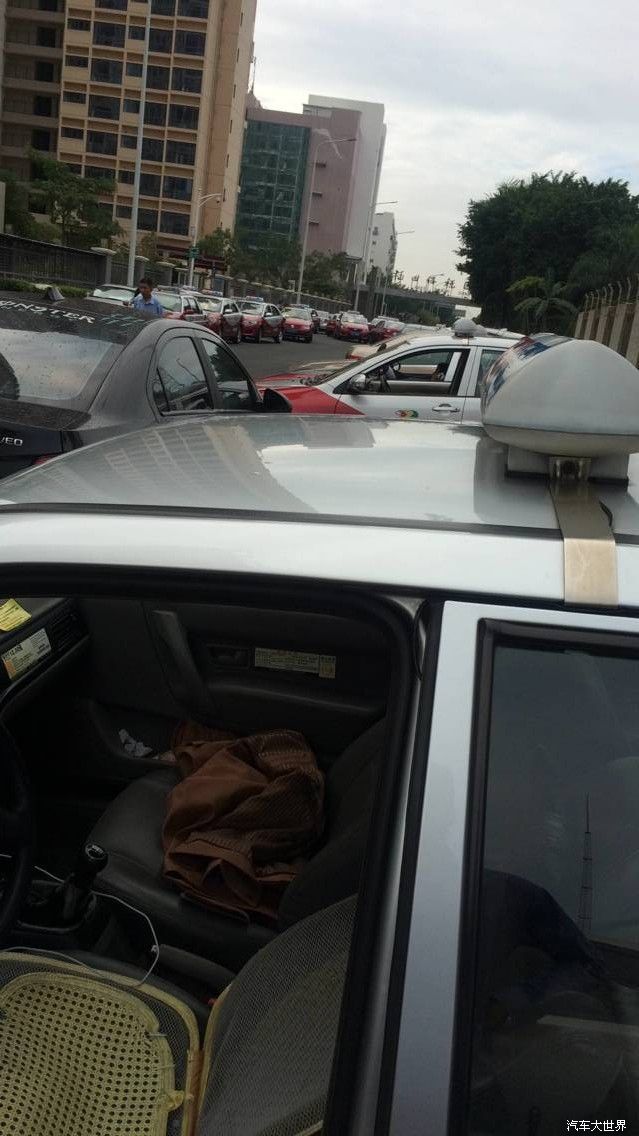 傳：深圳的士大范圍罷工 抵制專車