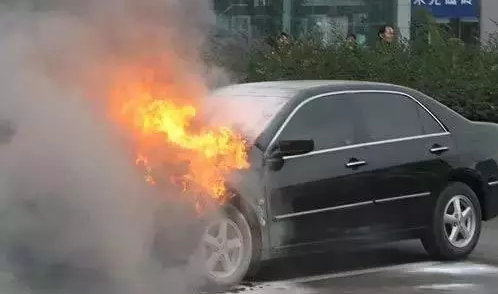 汽車保養防止夏季高溫自燃