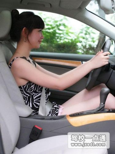 駕駛行車.jpg