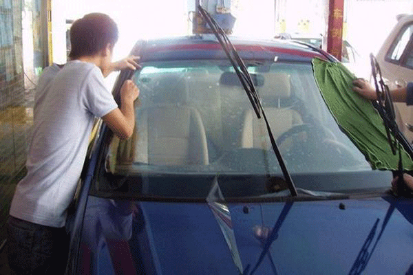 國產汽車貼膜品牌.gif