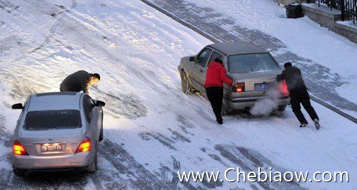 雪後行車注意事項